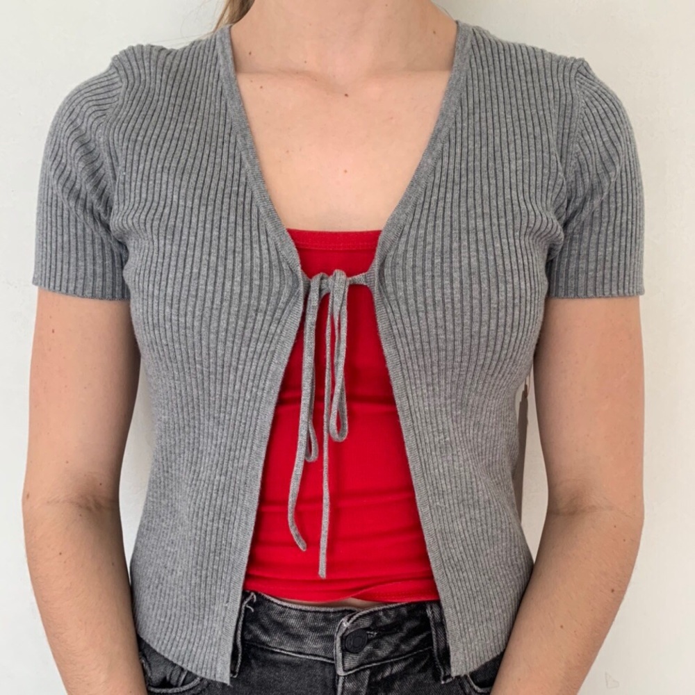 Cute tie-in-front top